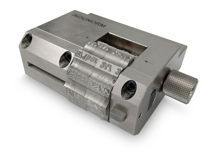 Combined marking tool with 1 type holder and 7 pressure / date marking wheels